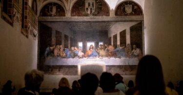 Last Supper Guided Tour town