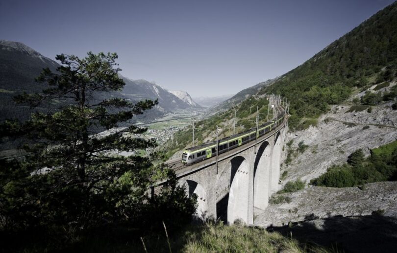 Interlaken & Swiss Alps Day Tour from Milan