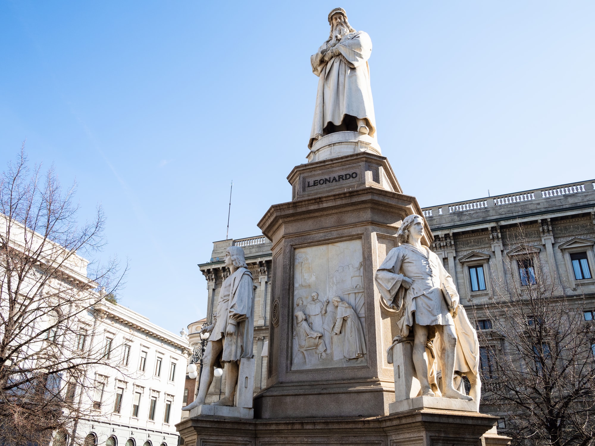 Leonardo da Vinci monument in Piazza della Scala